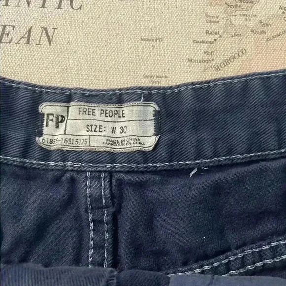 Free People Frayed High Rise Denim
Shorts Size 30 Blue - Picture 3 of 6